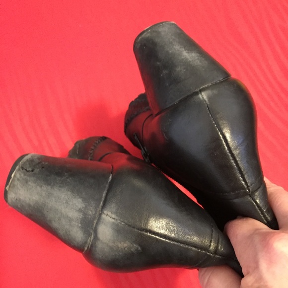Bootie size 9 - Picture 4 of 4